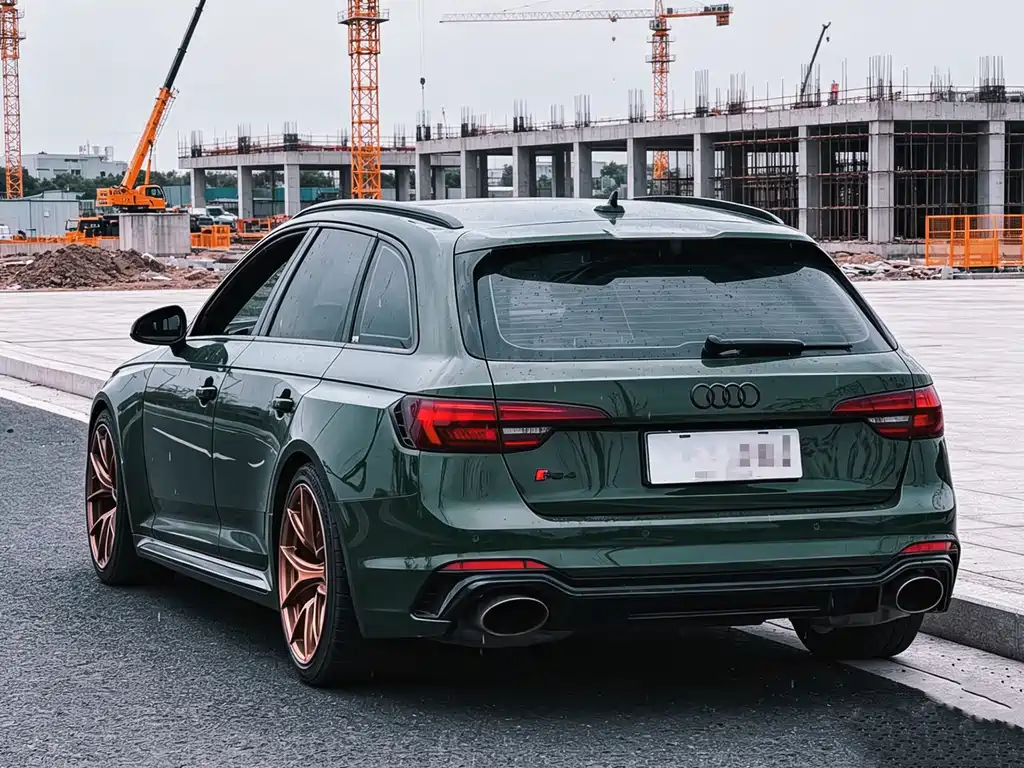 Audi RS 4 2019 — фото 6