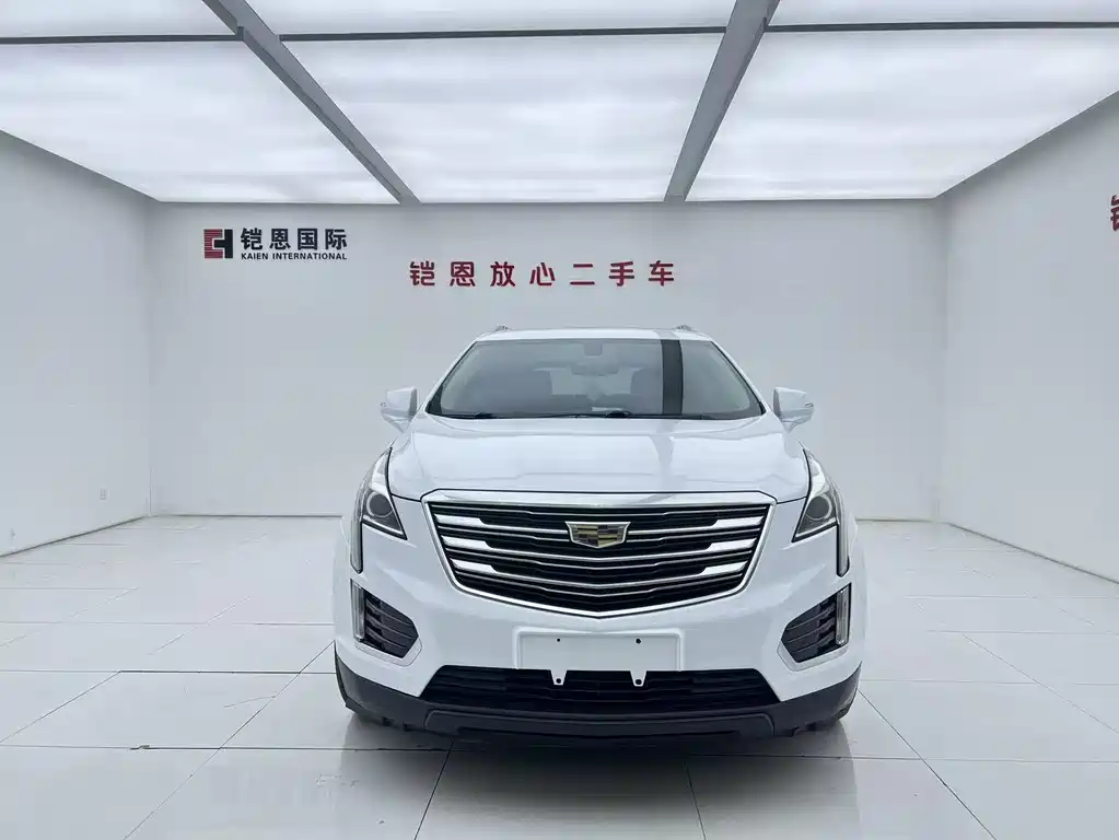 Cadillac XT5 2018 — фото 2