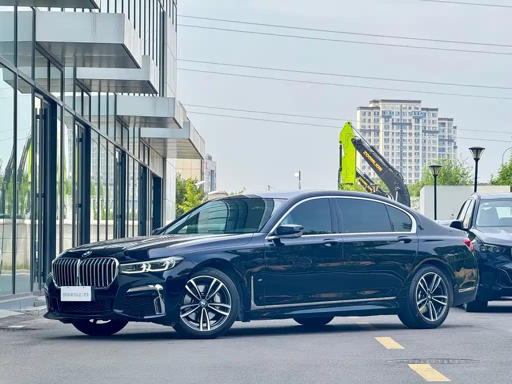 BMW 7 Series 2020 — фото 2