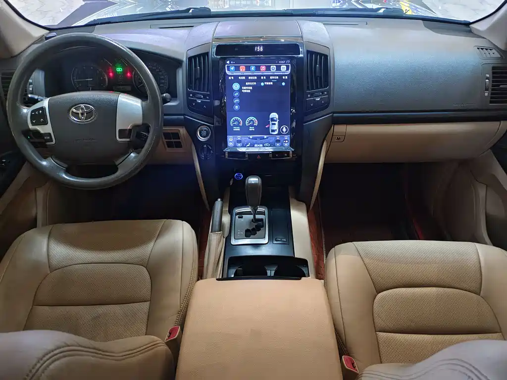 Toyota Land Cruiser 2015 — фото 15