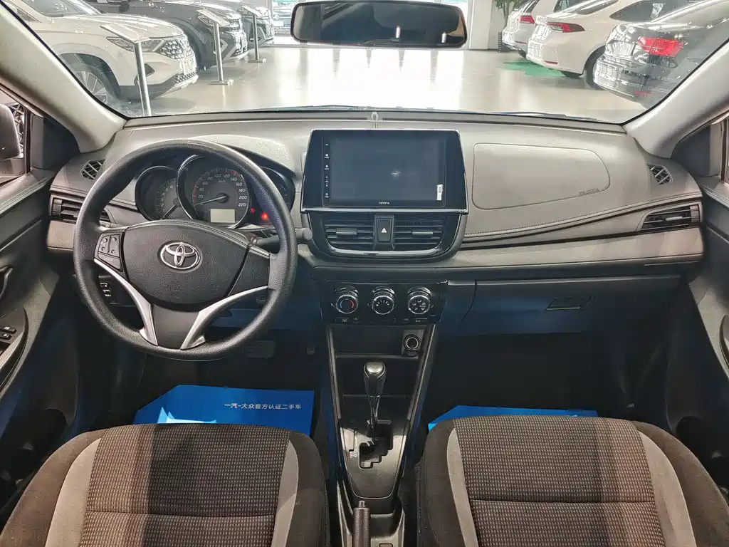 Toyota Vios 2022 — фото 7