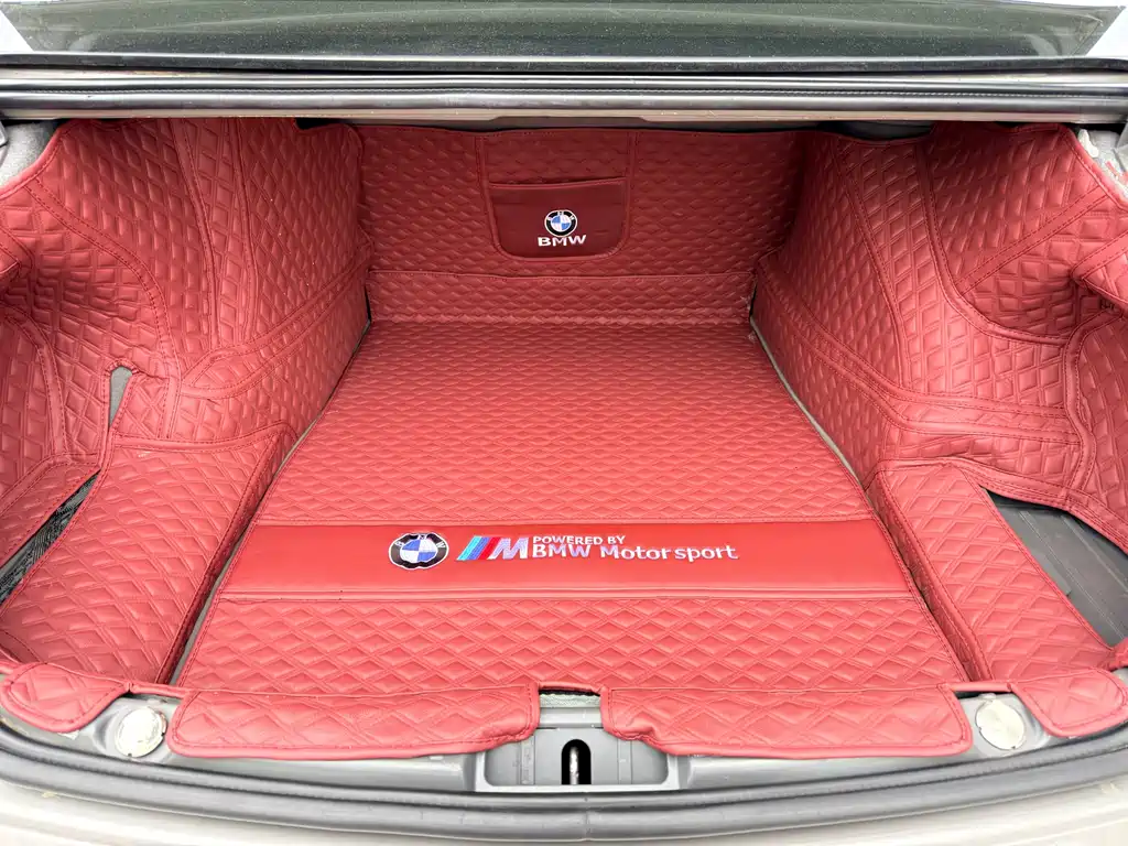 BMW 7 Series 2012 — фото 11