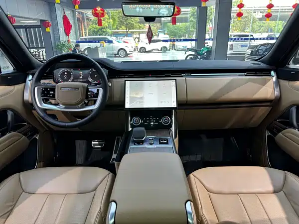 Land Rover Range Rover 2023