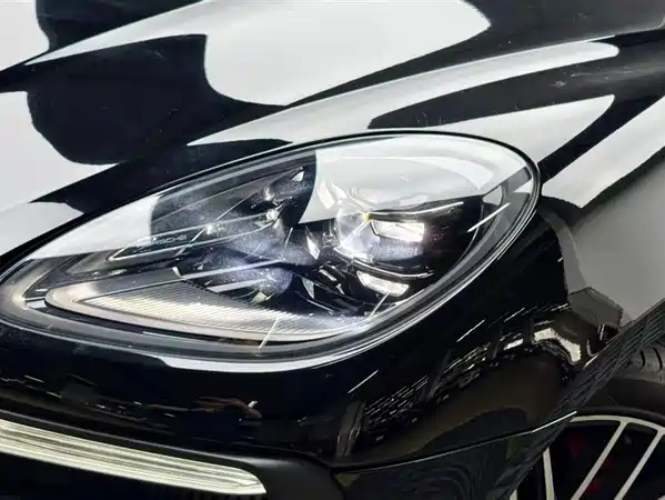Porsche Macan 2023