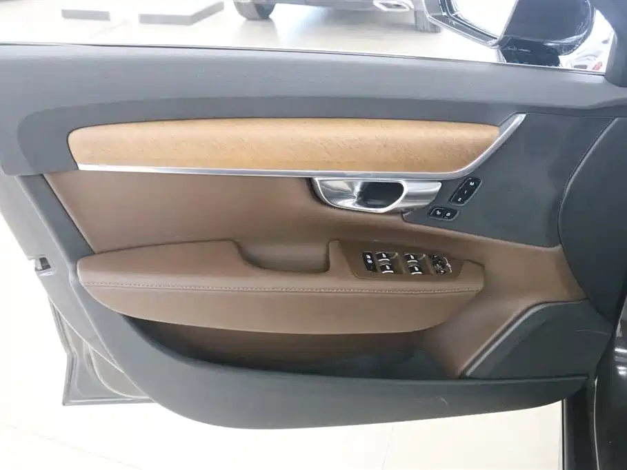 Volvo S90 2023 — фото 11