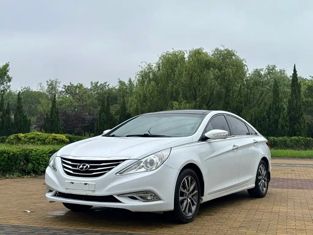 Hyundai Sonata 2013
