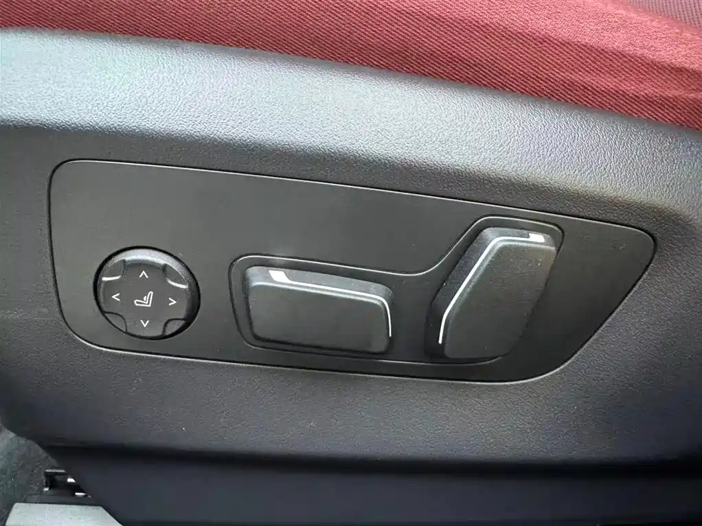 BMW i5 2025 — фото 10