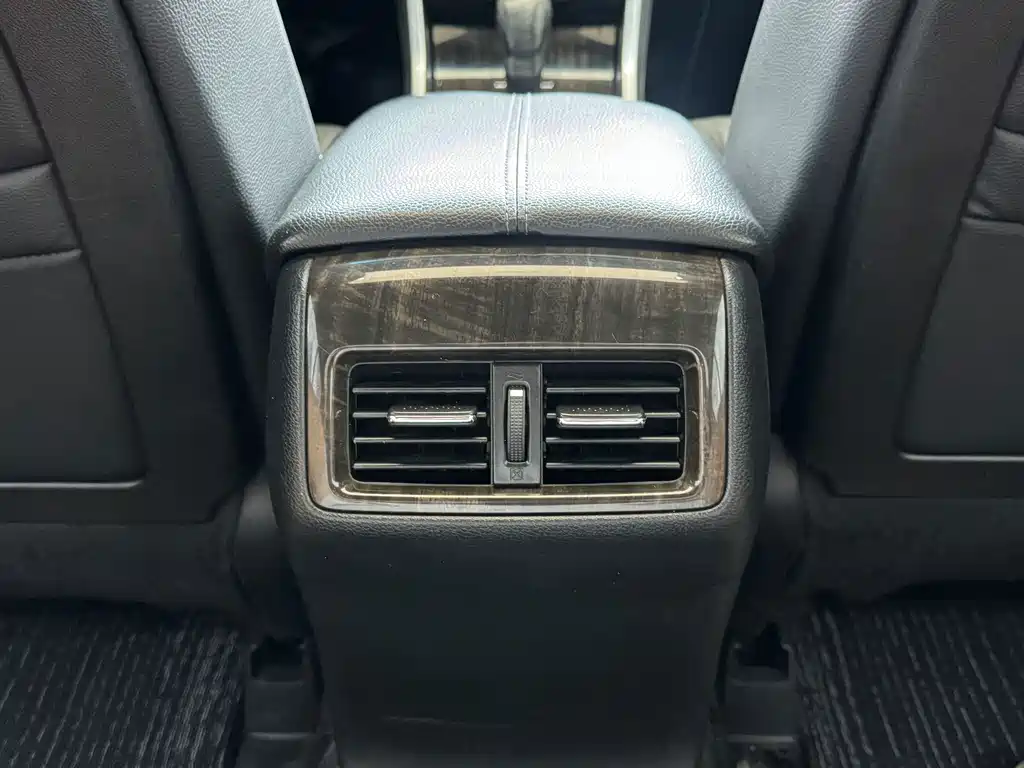 Honda Accord 2015 — фото 16