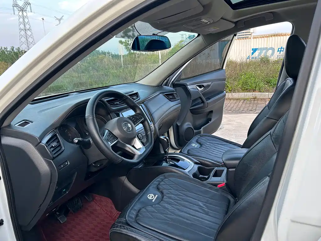 Nissan X-Trail 2018 — фото 13