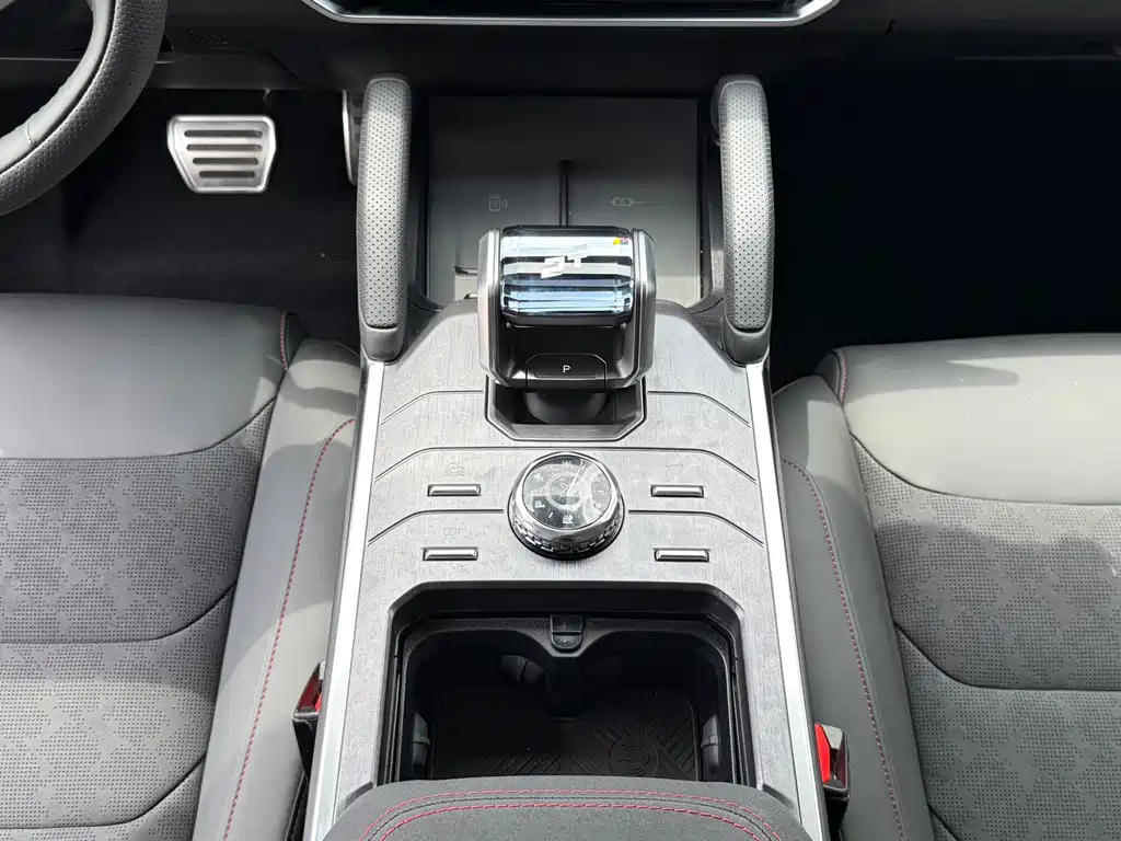 Jetour Traveller 2023 — фото 16