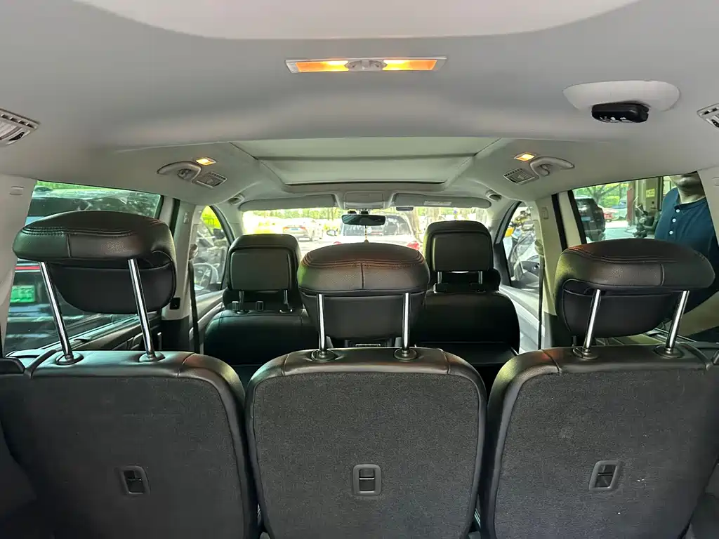 Volkswagen Sharan 2017 — фото 8