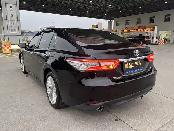 Toyota Camry 2019