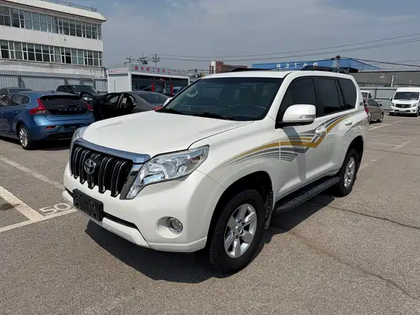 Toyota Prado 2016