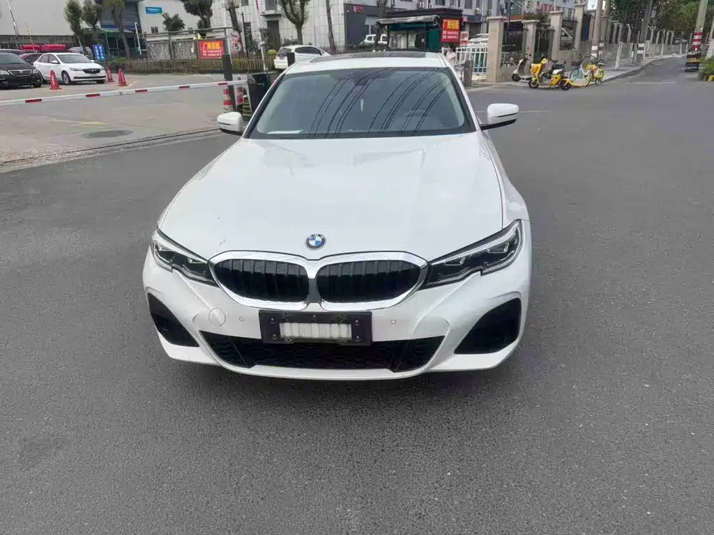 BMW 3 Series 2021