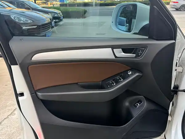 Audi Q5 2015