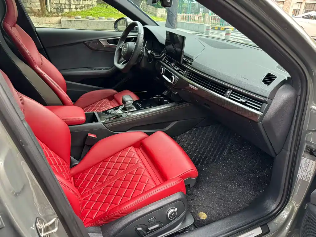 Audi S4 2024