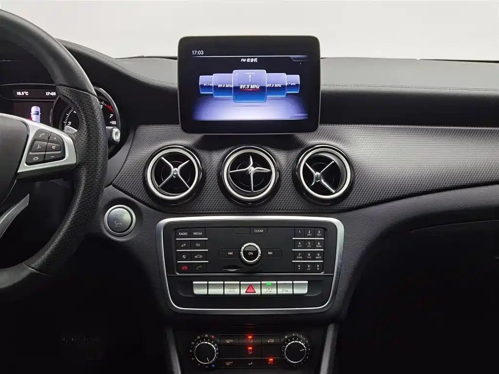 Mercedes-Benz GLA 2019 — фото 12