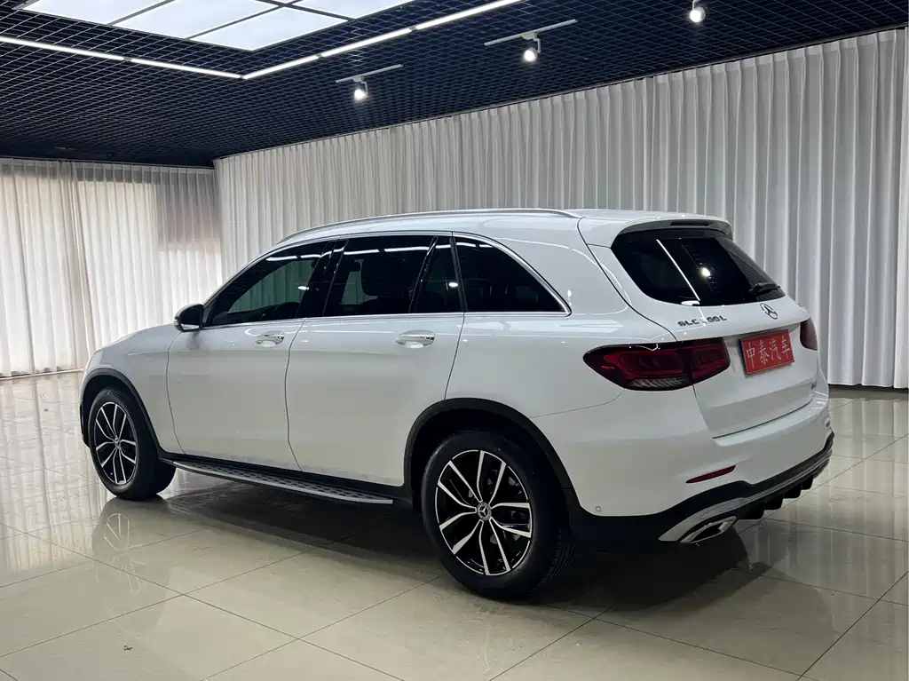 Mercedes-Benz GLC 2021 — фото 3