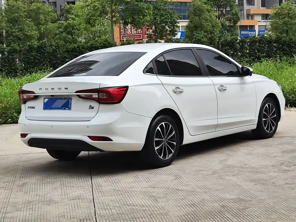 Roewe i5 2020 — фото 4