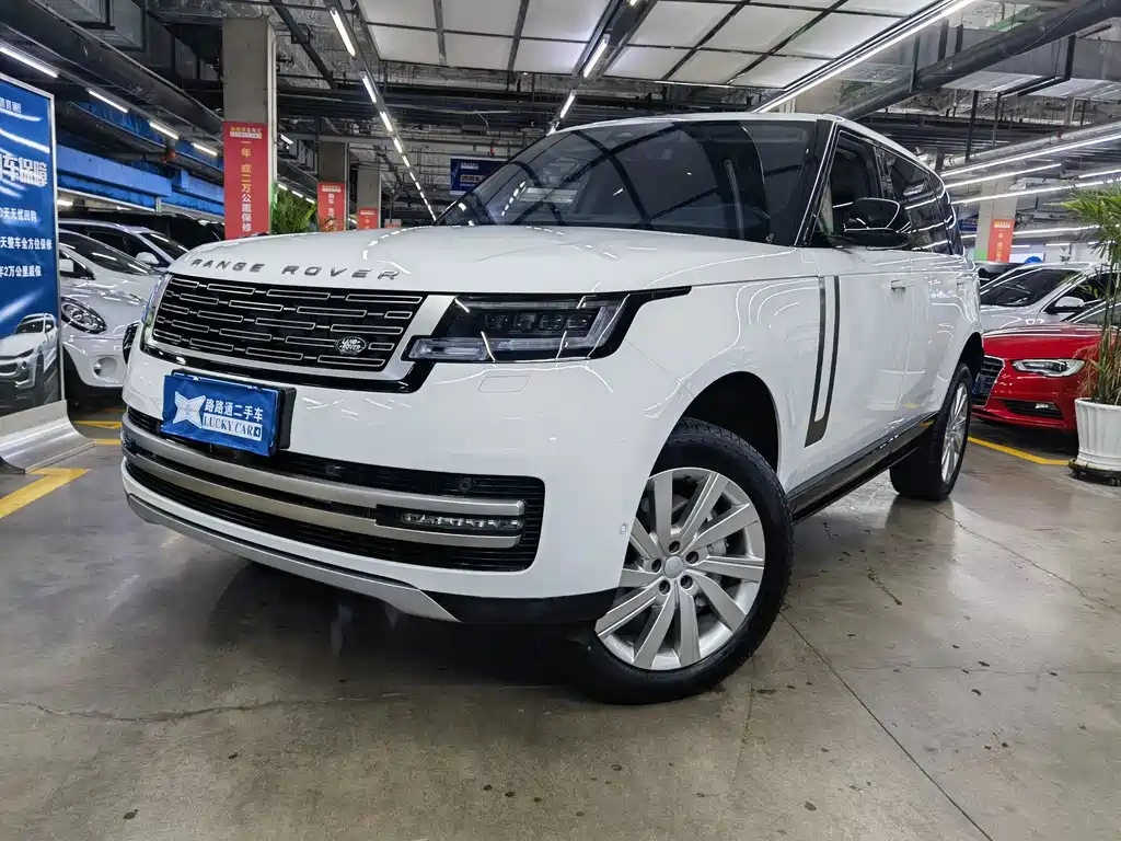 Land Rover Range Rover 2025 — фото 1