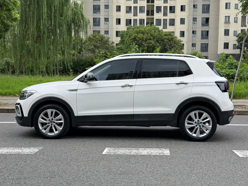 Volkswagen T-Cross 2021 — фото 3