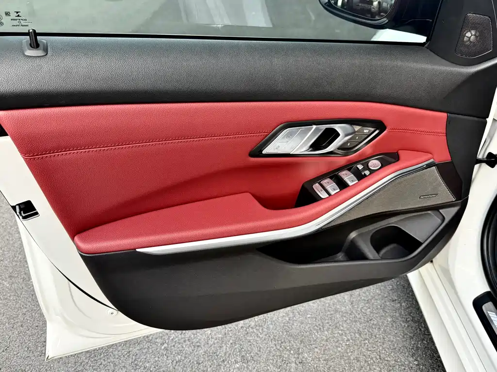 BMW 3 Series 2021