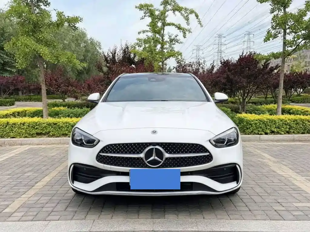Mercedes-Benz C-Class 2023 — фото 2