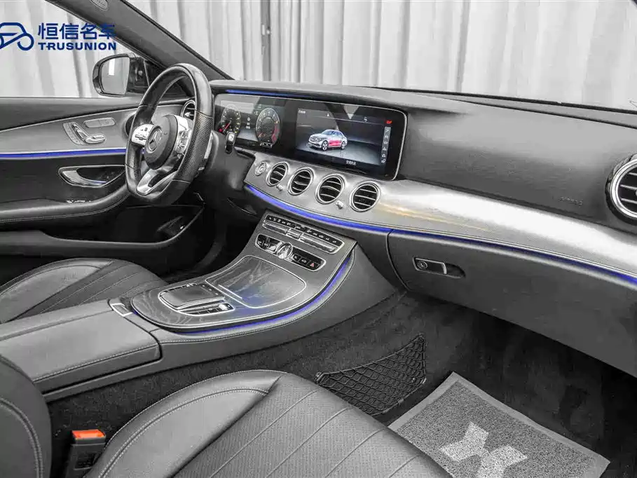 Mercedes-Benz E-Class 2019 — фото 14