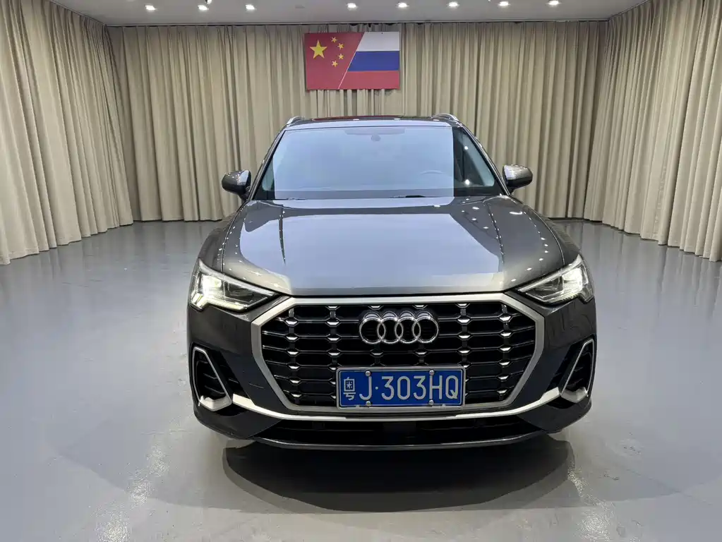 Audi Q3 2023 — фото 2