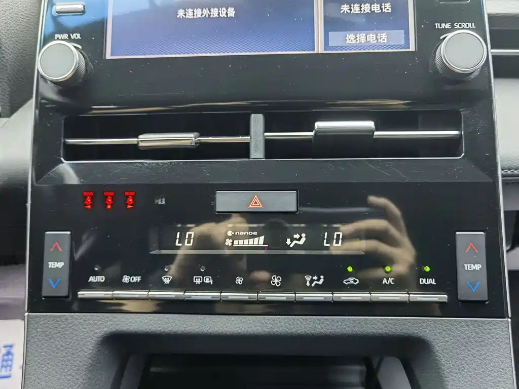 Toyota Avalon 2020 — фото 12