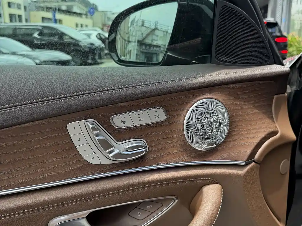 Mercedes-Benz E-Class 2020 — фото 5