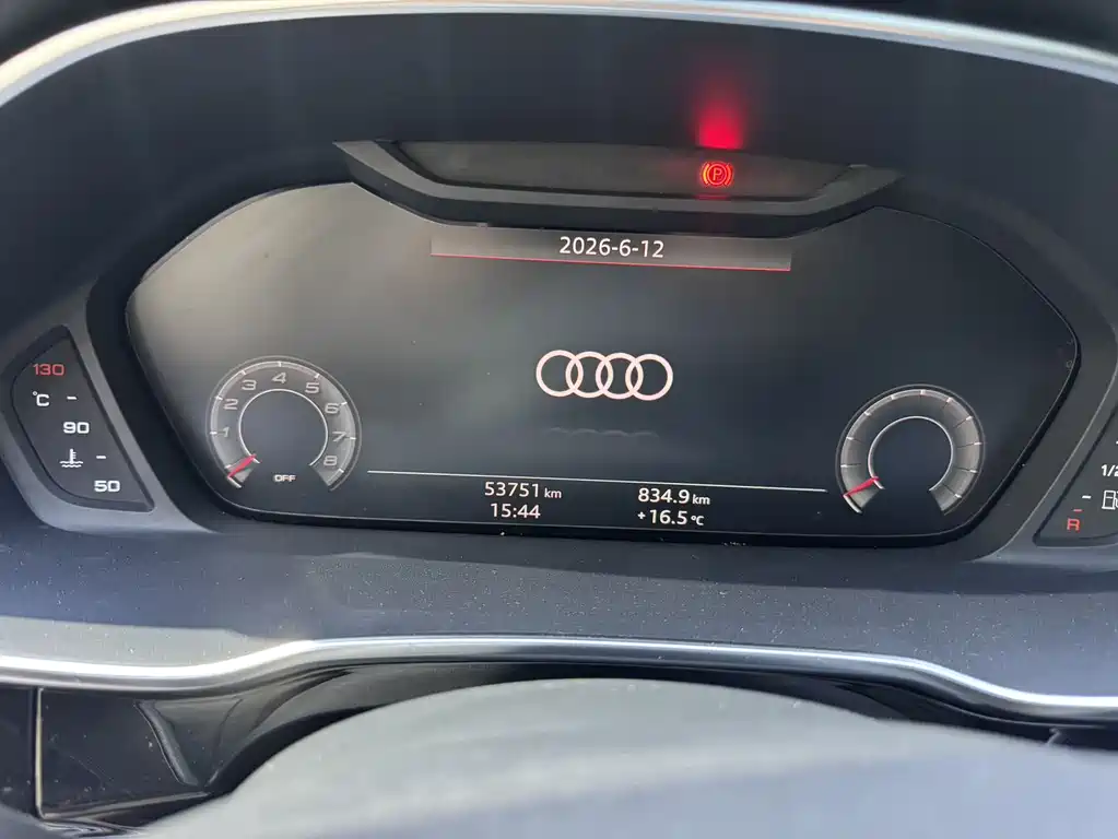 Audi Q3 2023 — фото 20