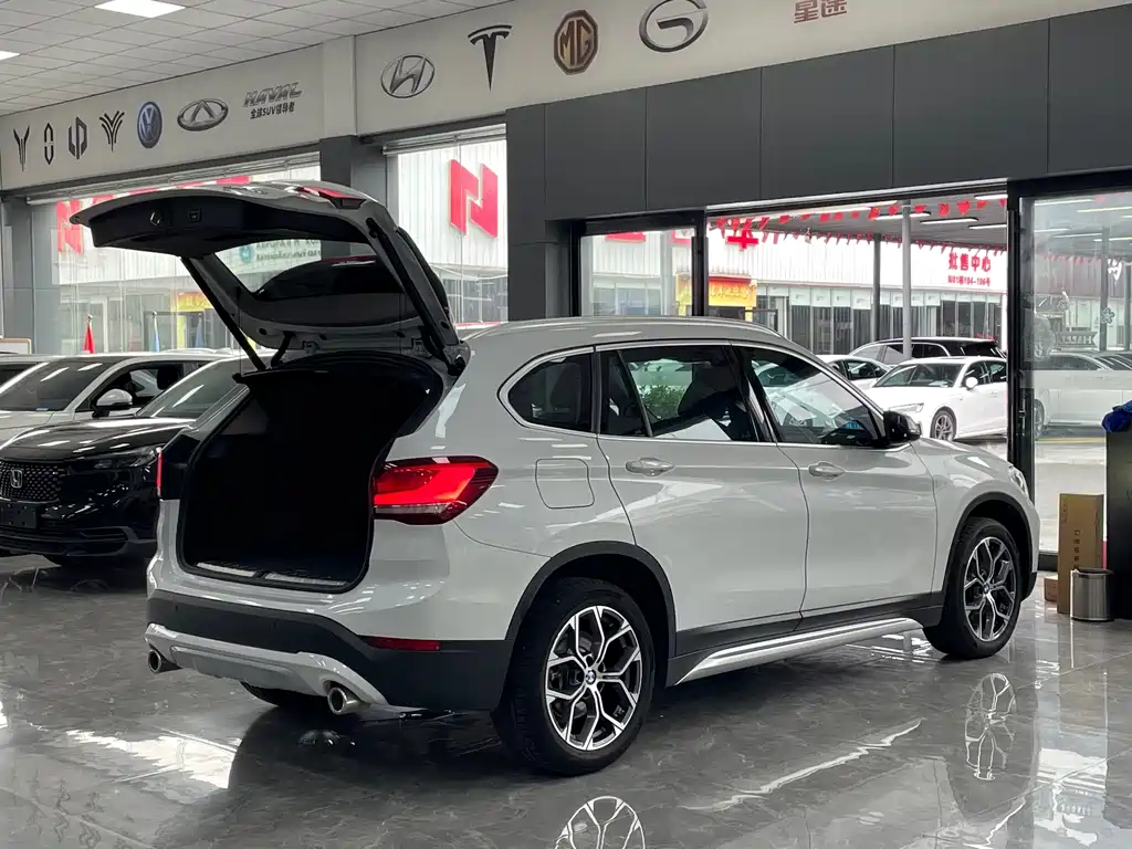 BMW X1 2021 — фото 16