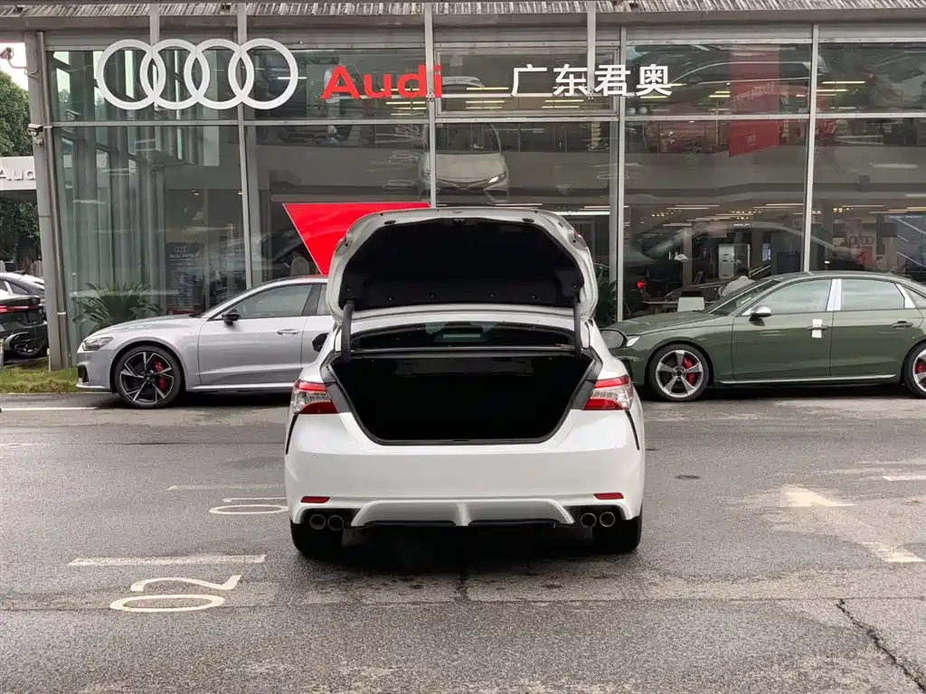 Toyota Camry 2022