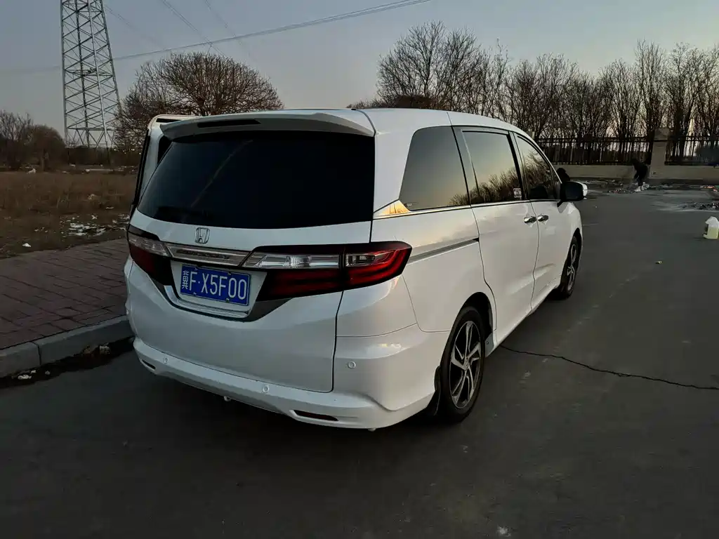 Honda Odyssey 2015