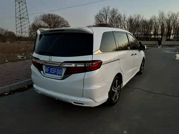 Honda Odyssey 2015