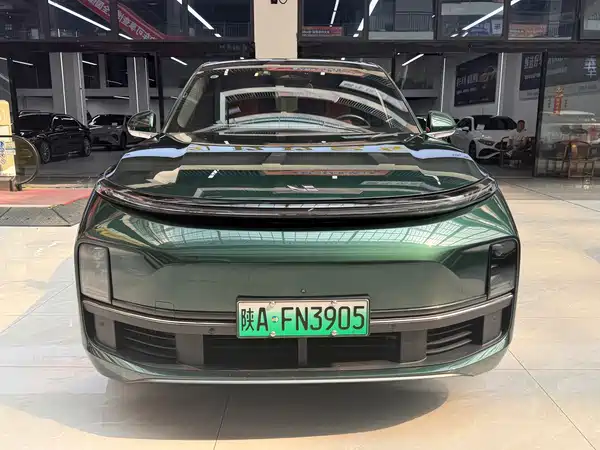 Li Auto L8 2023