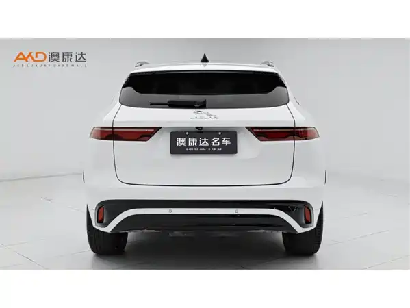 Jaguar F-PACE 2024