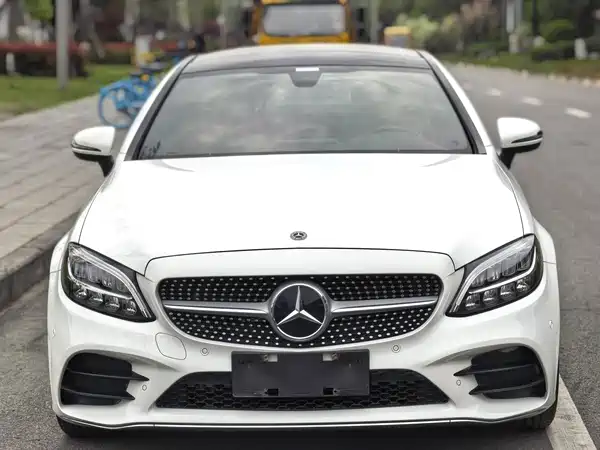 Mercedes-Benz C-Class 2019