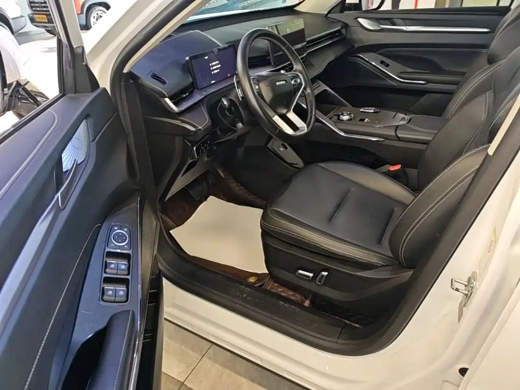 Haval H6 2023 — фото 16