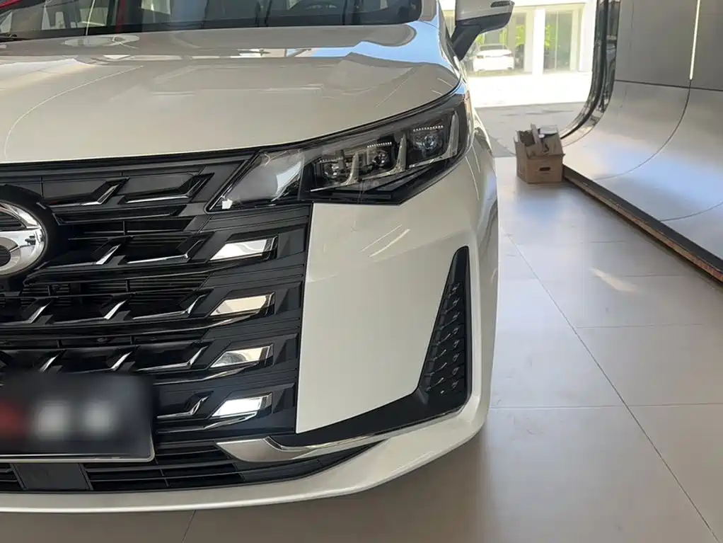GAC Motor Trumpchi M6 2024 — фото 3