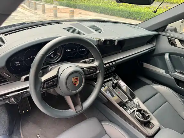 Porsche 911 2020