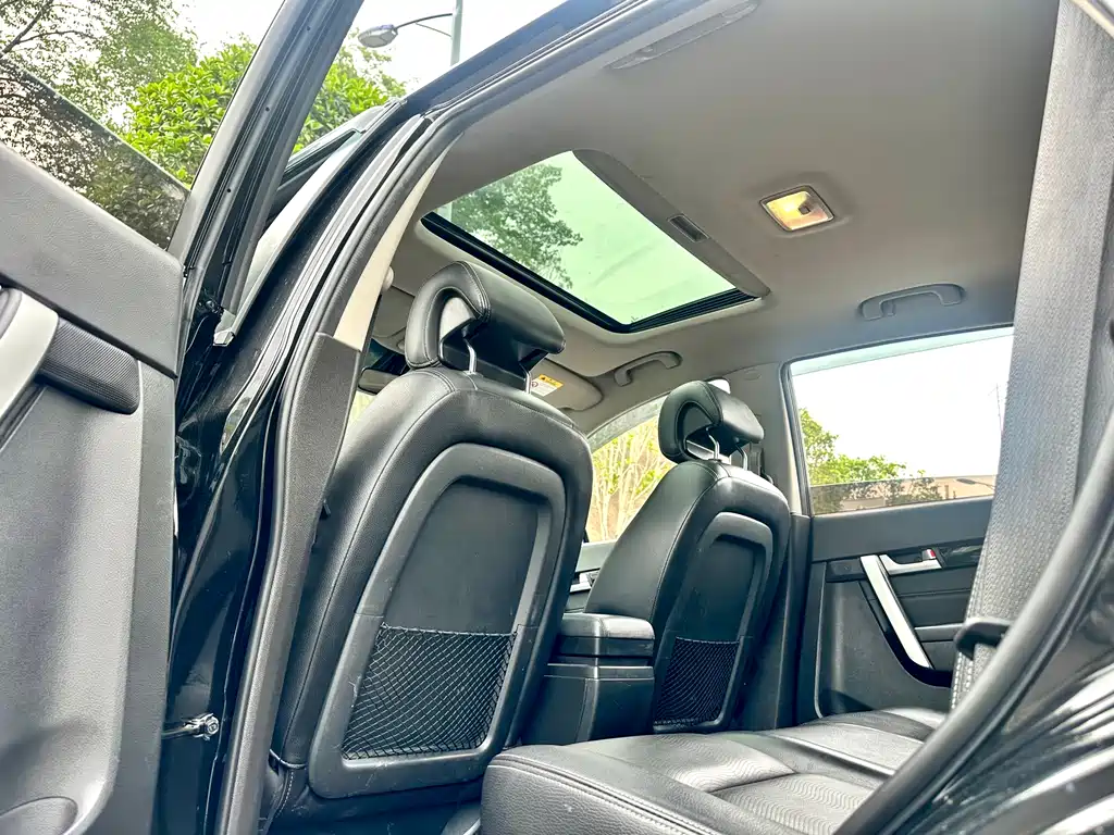 Chevrolet Captiva 2015 — фото 28