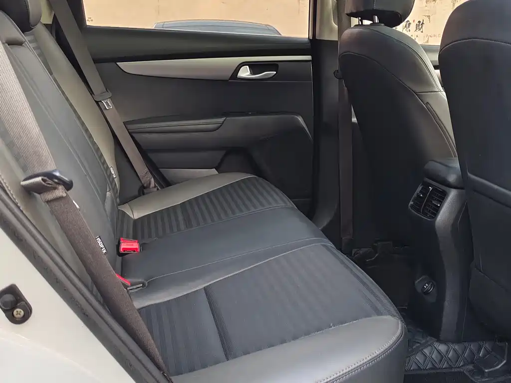 Kia Sportage 2019 — фото 10