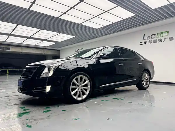 Cadillac XTS 2015