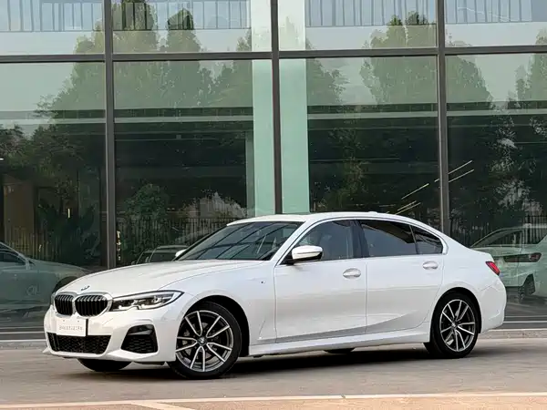 BMW 3 Series 2021