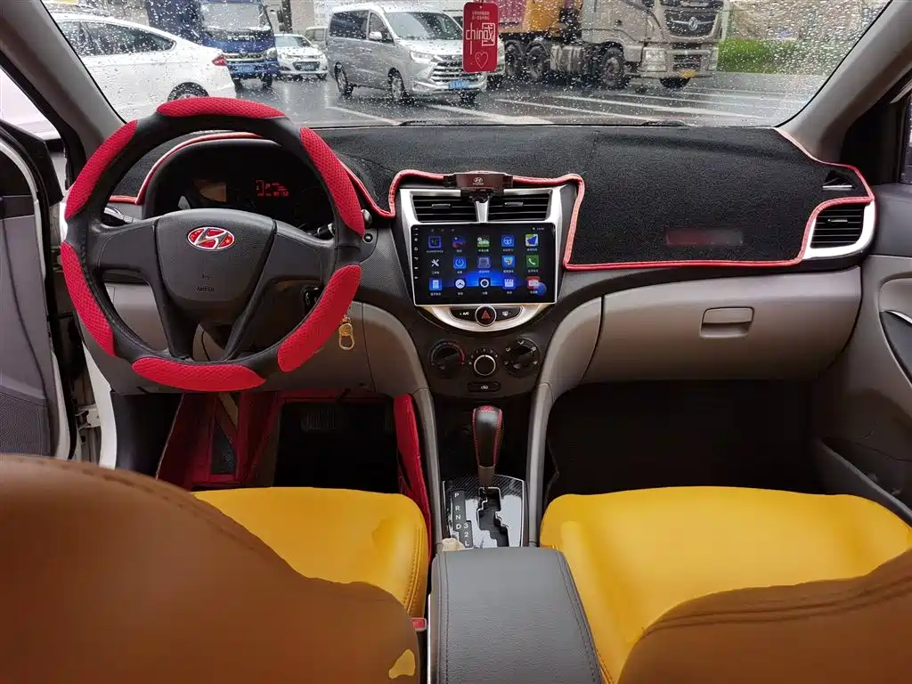 Hyundai Verna 2016 — фото 10