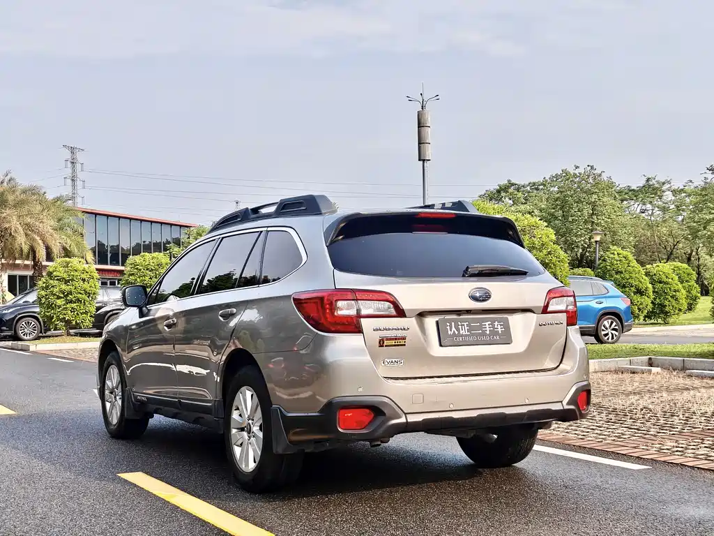 Subaru Outback 2016 — фото 5