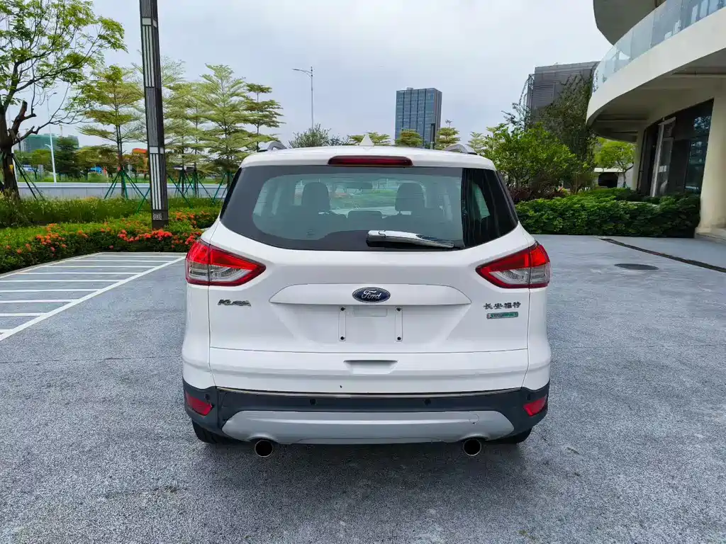 Ford Kuga 2014 — фото 5