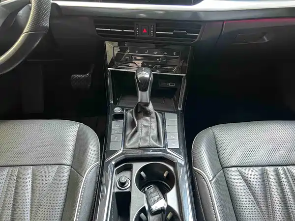 Volkswagen Passat 2022